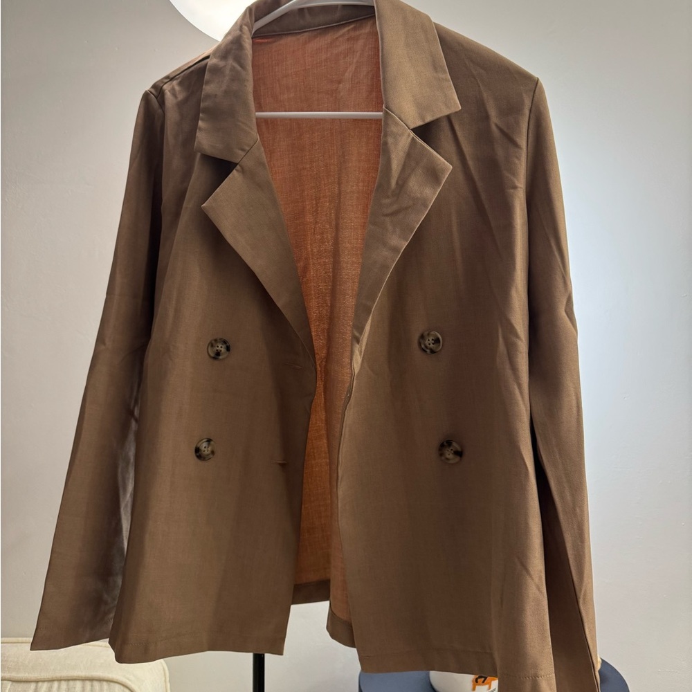 Linen blazer for summer